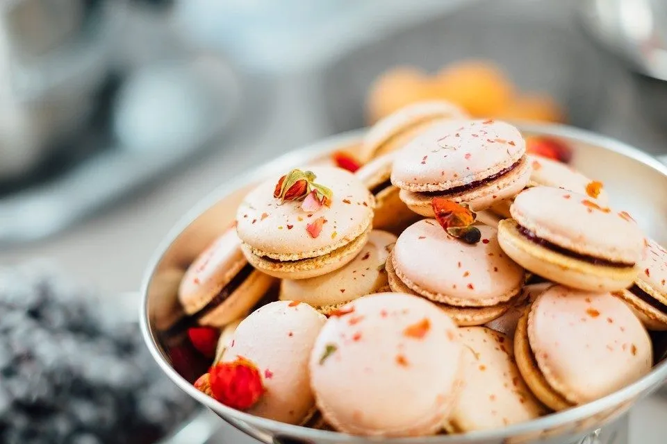 Macarons Recipe - How to Make Macarons Instructions
