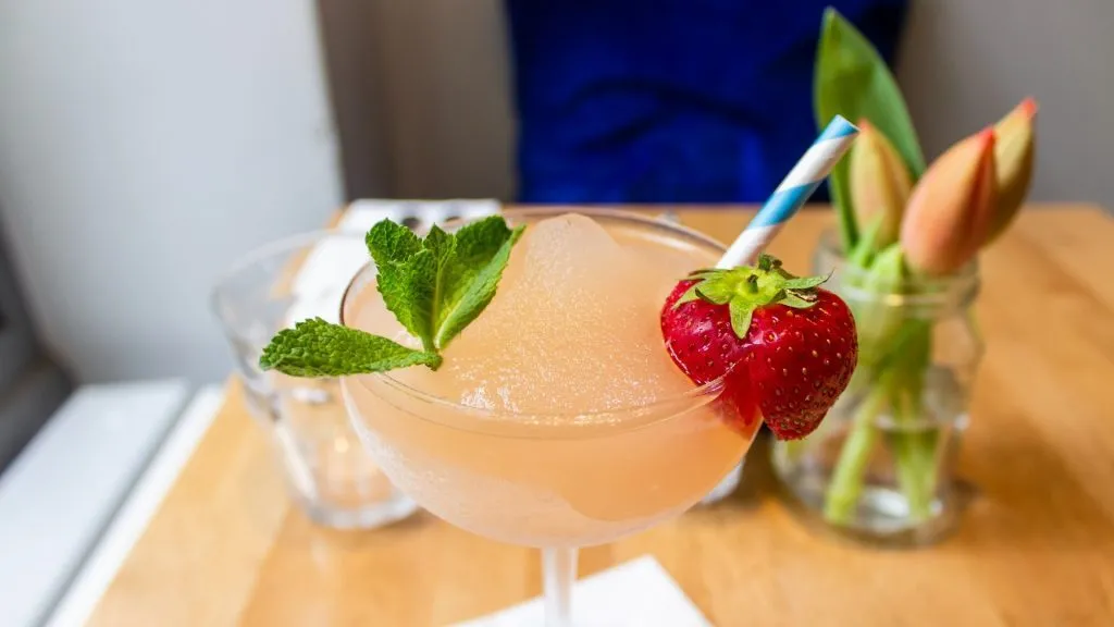 Ingridients For Strawberry Gin Smash