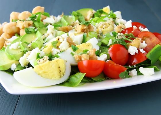 Green Salad with Boiled Eggs Recipe