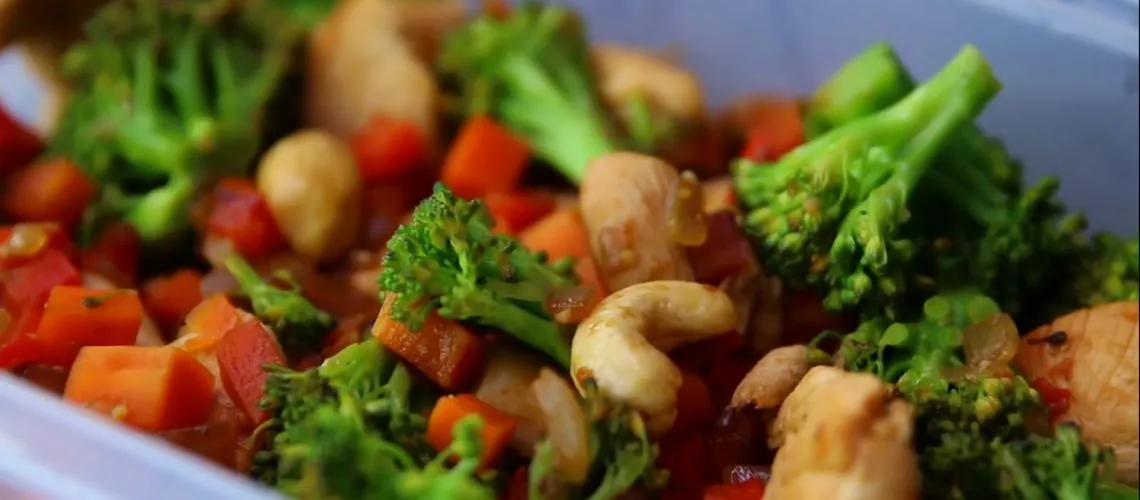 Cashew With Chicken